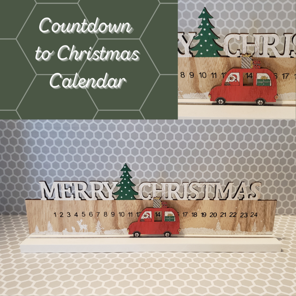 wooden sign with Merry Christmas, a Christmas Tree, numbers 1 to 24 and a red car with Santa and Gifts that move along the numbers