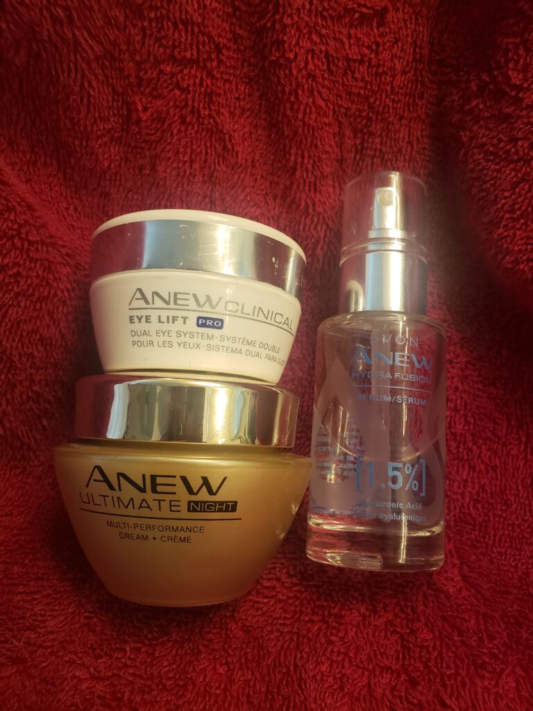 Avon Skin Care Best Sellers
Anew Clinical Eye Lift Pro, Anew Ultimate Night Cream and Anew Hydra Fusion 1.5% Hyaluronic Acid Serum